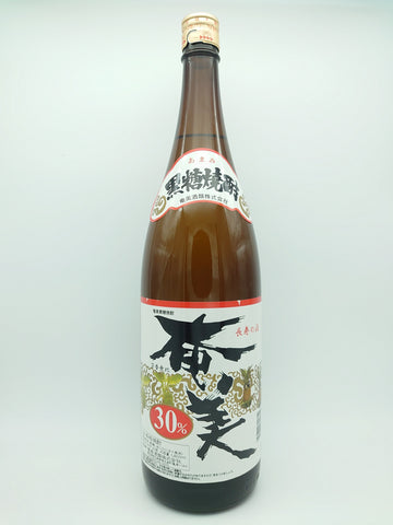 徳之島の黒糖焼酎　白麹　奄美　30度　一升瓶
